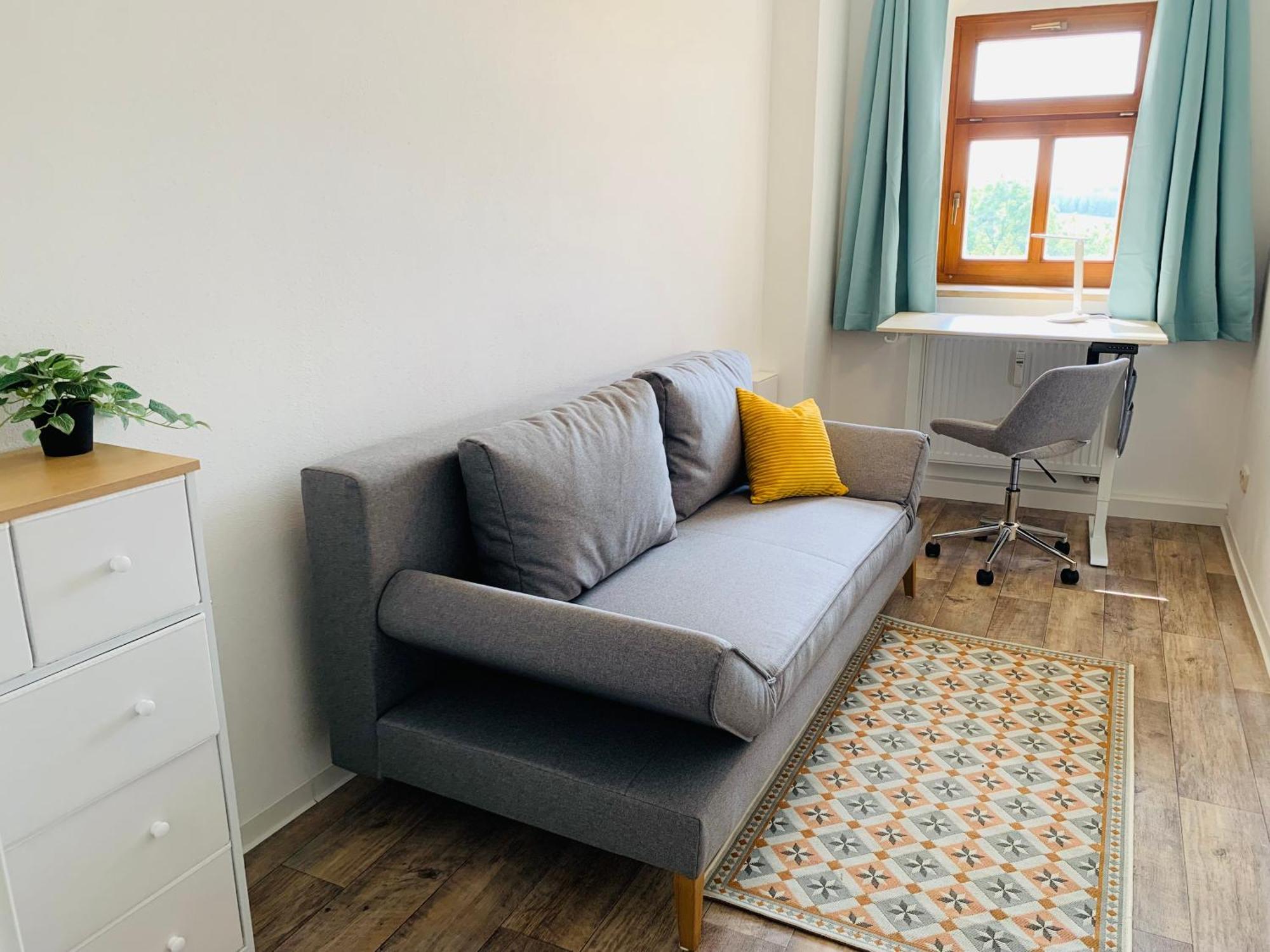 Am Schloss Wolkenstein, 86M2, 3Br, Babybett, Office Exterior photo